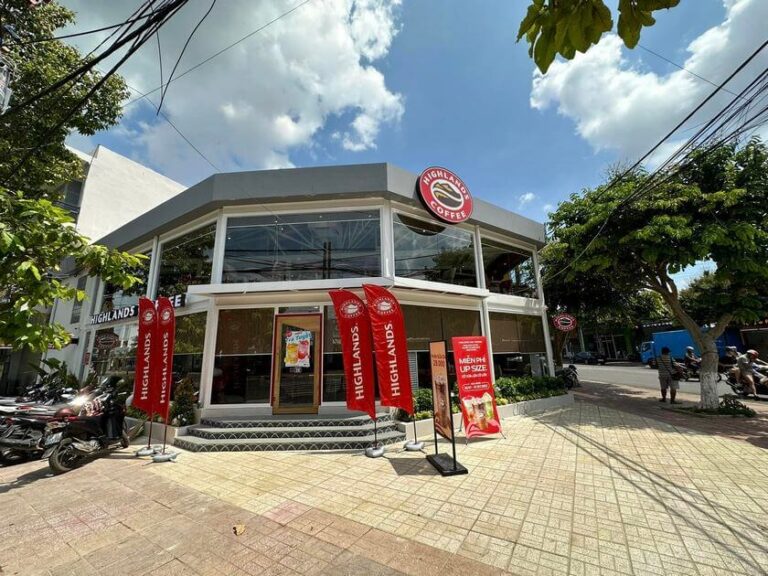 Highlands Coffee Nguyễn Thị Minh Khai
