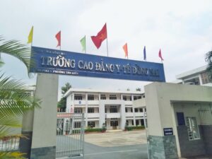 Cô gái ăn trộm điện thoại, còn “bóc phốt” ngược chủ tiệm vì lý do đăng ảnh mình quá xấu