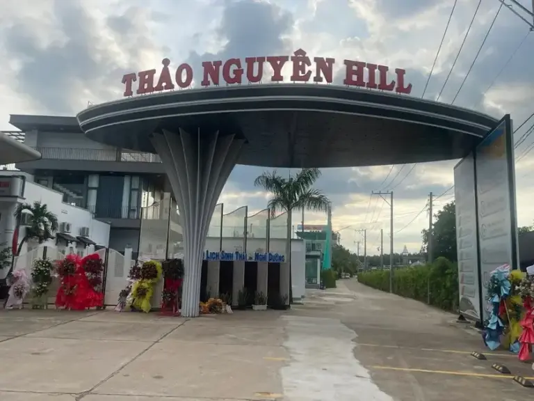 Khu du lịch Thảo Nguyên Hill